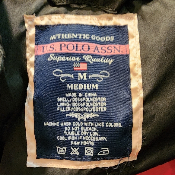 U.S Polo Assn. Black Puff Vest with Faux Fur Hood Pink Lined Pockets Size Medium - Picture 4 of 4